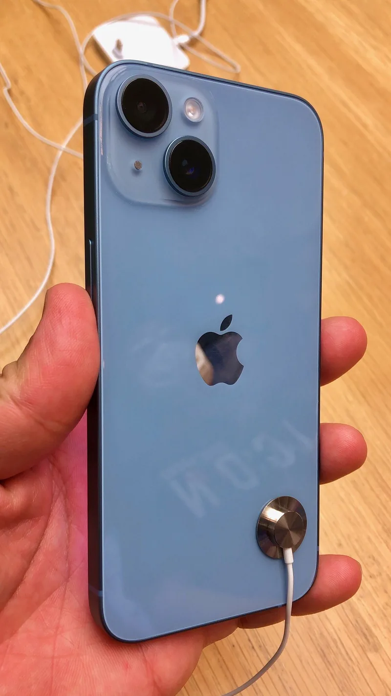 iPhone 14 price in UAE