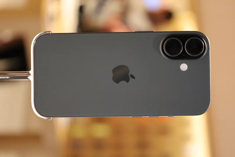 iPhone 17 price in UAE