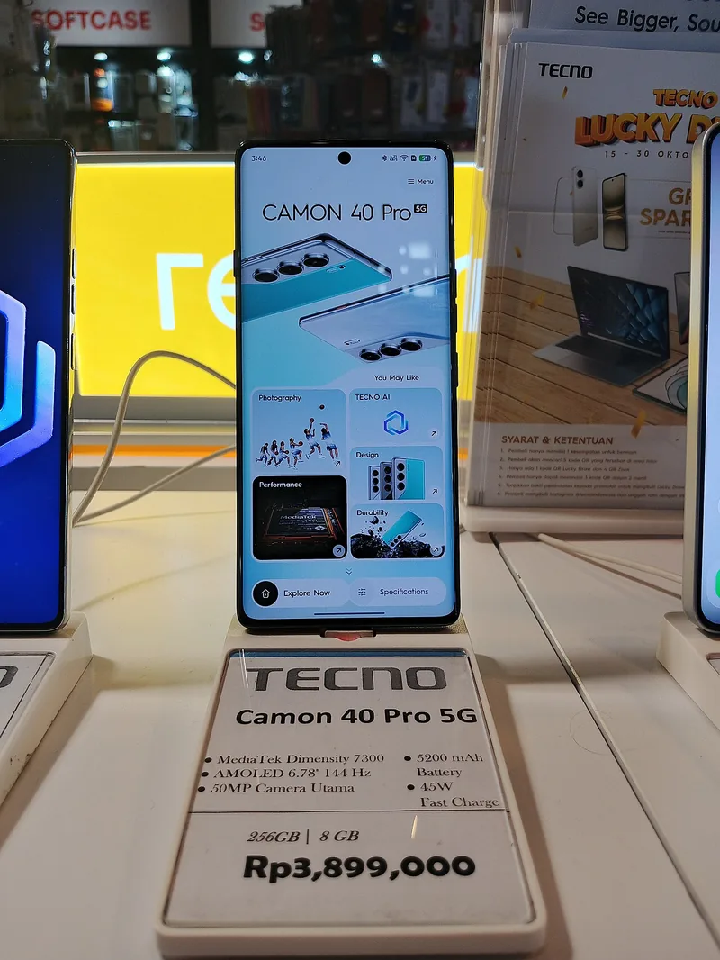 Tecno phones in UAE